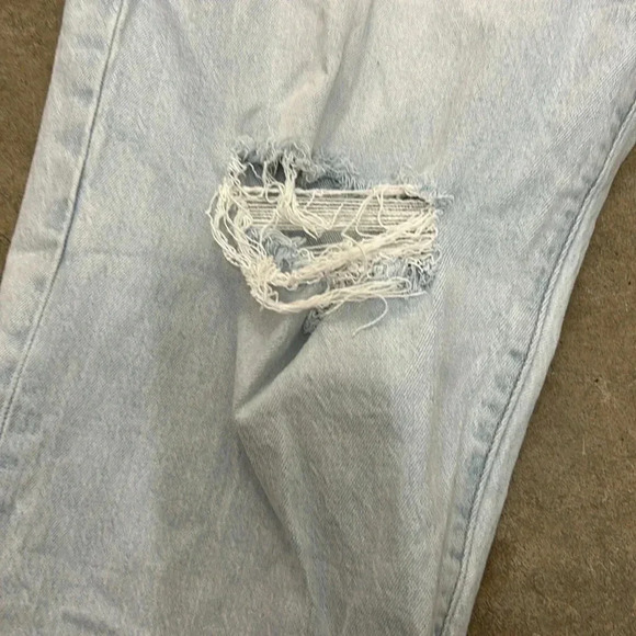 Levi’s premium 501  button fly jeans - Picture 2 of 9